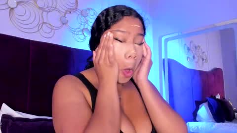 Snapshot of sofiifox chatting on 05-11-26, 01:28 sofiifox online show from 05-11-26, 01:28