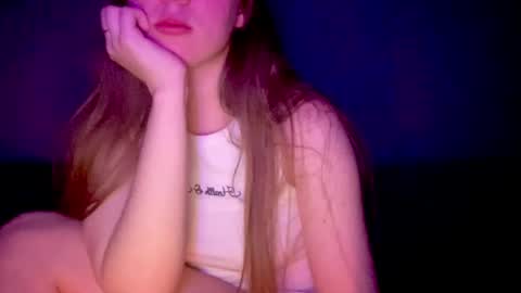 Snapshot of sofinovvak chatting on 05-31-26, 06:53 Sofi online show from 05-31-26, 06:53