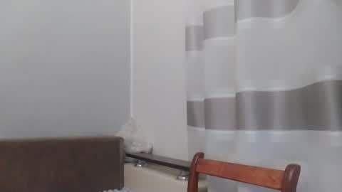 Snapshot of sofishine11 chatting on 12-20-25, 06:59 Sofi online show from 12-20-25, 06:59