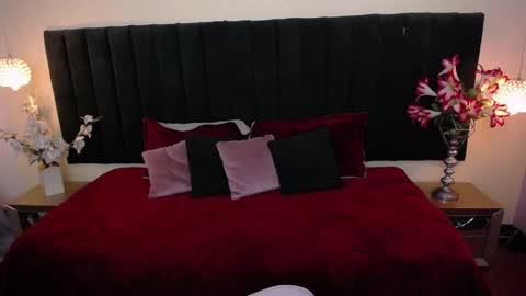 Cam and Amy online show from 11-13-25, 07:57