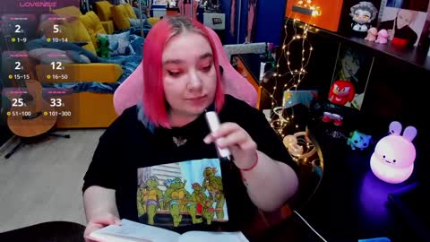 Sofie online show from 02-06-25, 06:18