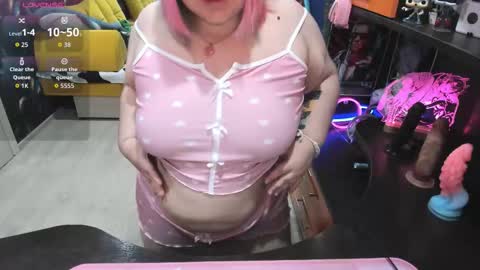 Sofie online show from 11-06-25, 03:51