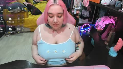 Sofie online show from 03-31-26, 02:02
