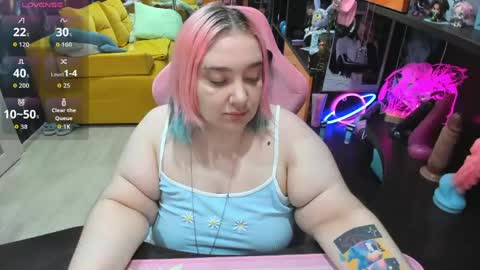 Sofie online show from 05-16-26, 03:14