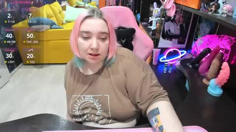 Sofie online show from 05-21-26, 03:24