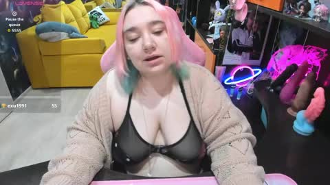 Sofie online show from 05-23-26, 03:45