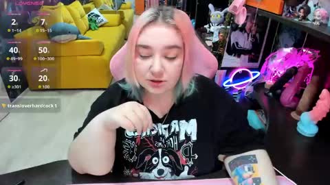 Sofie online show from 05-30-26, 02:19