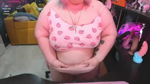 Sofie online show from 06-20-26, 02:47