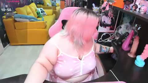 Sofie online show from 07-05-26, 01:56