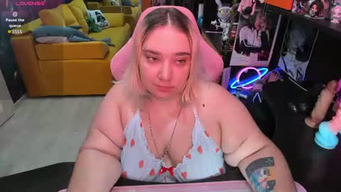 Sofie online show from 07-24-26, 03:04