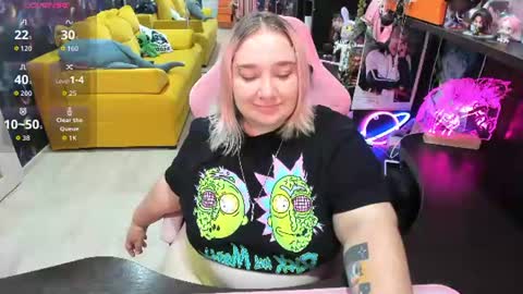 Sofie online show from 07-28-26, 02:51
