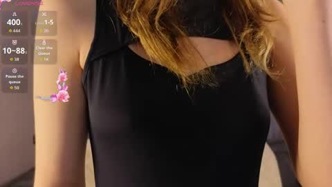 Elly online show from 04-18-26, 06:06