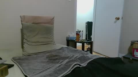 SUB online show from 06-25-26, 01:38
