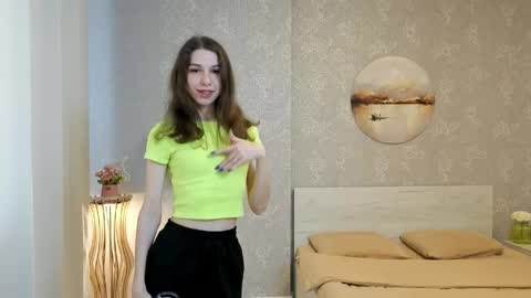 Kelly online show from 04-15-26, 09:38