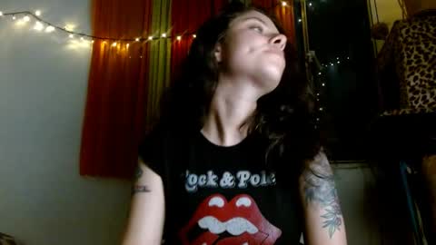 Snapshot of soka_lovers_04_ chatting on 12-07-24, 02:53 Sofia online show from 12-07-24, 02:53