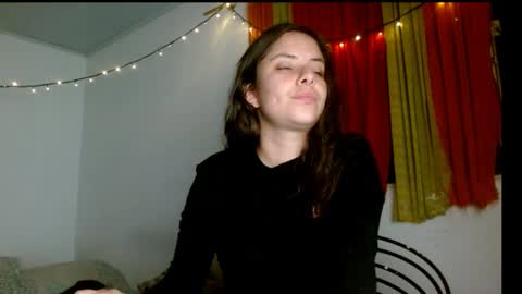 Snapshot of soka_lovers_04_ chatting on 01-09-25, 12:25 Sofia online show from 01-09-25, 12:25