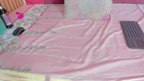 Snapshot of sol_stephanny chatting on 07-28-26, 07:39 Sol online show from 07-28-26, 07:39