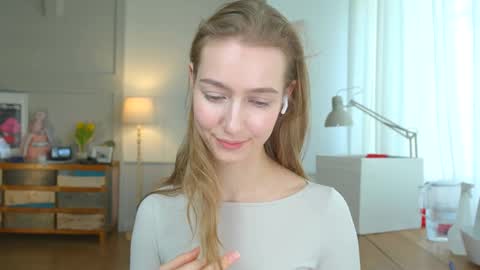 Bella online show from 02-02-25, 02:13