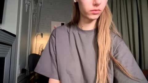 Bella online show from 02-17-26, 02:41