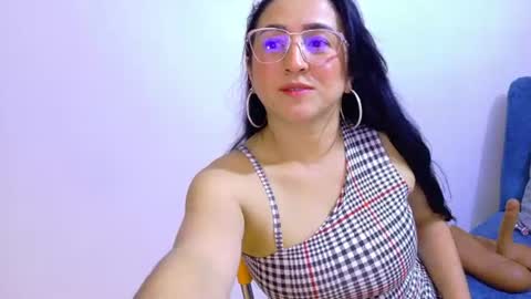 sole_softmilf online show from 06-11-26, 11:47