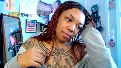 Snapshot of solifaye chatting on 10-01-25, 05:19 Soli online show from 10-01-25, 05:19