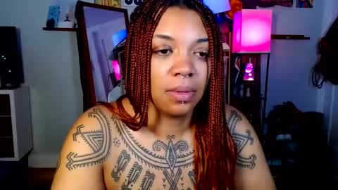 Snapshot of solifaye chatting on 10-07-25, 06:10 Soli online show from 10-07-25, 06:10