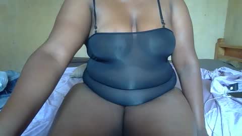 Snapshot of sollybunny chatting on 02-09-26, 07:34 Solly bunny online show from 02-09-26, 07:34