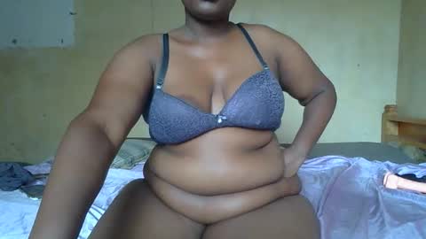 Snapshot of sollybunny chatting on 02-22-26, 07:51 Solly bunny online show from 02-22-26, 07:51