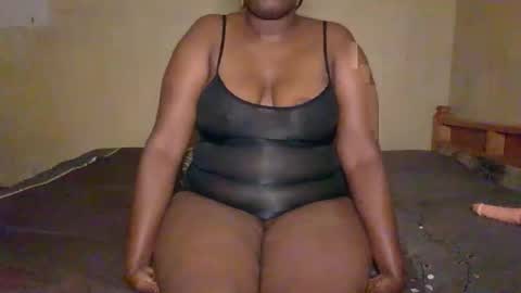 Snapshot of sollybunny chatting on 02-28-26, 04:13 Solly bunny online show from 02-28-26, 04:13