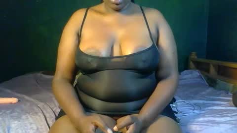 Snapshot of sollybunny chatting on 03-11-26, 02:28 Solly bunny online show from 03-11-26, 02:28