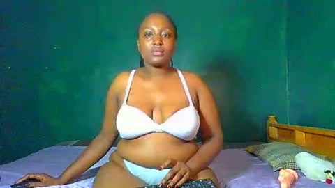 Solly bunny online show from 04-18-26, 01:31