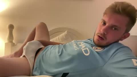 Snapshot of solobrit chatting on 01-17-26, 12:04 solobrit online show from 01-17-26, 12:04