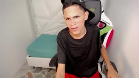 ESTEBAN online show from 07-01-26, 10:42