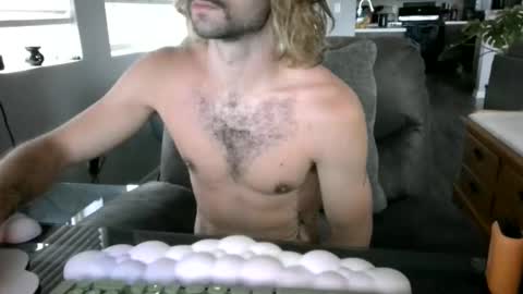 Snapshot of somerandom1109 chatting on 06-07-26, 01:37 somerandom1109 online show from 06-07-26, 01:37