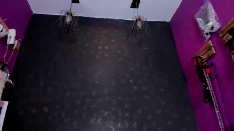 Snapshot of sommer_alexa chatting on 11-15-25, 07:10 Alexa online show from 11-15-25, 07:10