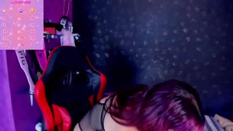 Snapshot of sommer_alexa chatting on 12-19-25, 07:21 Alexa online show from 12-19-25, 07:21