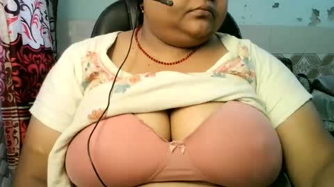 soni88888 online show from 07-02-26, 05:24