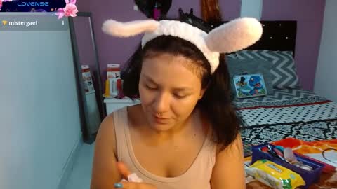 sonialatin69 online show from 01-27-25, 03:18