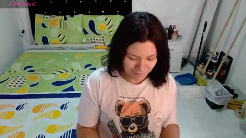 sonialatin69 online show from 05-25-26, 12:22