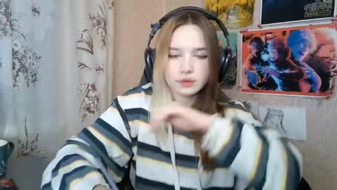 Mila online show from 04-24-26, 03:36