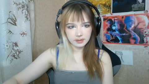Mila online show from 06-07-26, 03:05