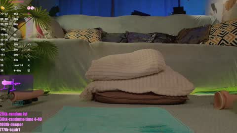 Snapshot of sonya_keller chatting on 10-25-25, 04:02 Sonya online show from 10-25-25, 04:02