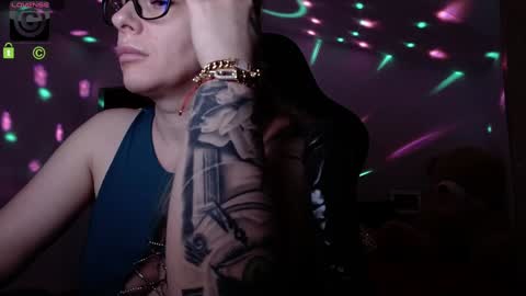 Snapshot of sonyadevon chatting on 12-28-24, 10:58 Sonia online show from 12-28-24, 10:58