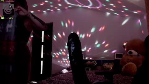 Snapshot of sonyadevon chatting on 01-23-25, 11:37 Sonia online show from 01-23-25, 11:37