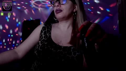 Snapshot of sonyadevon chatting on 02-09-25, 04:14 Sonia online show from 02-09-25, 04:14