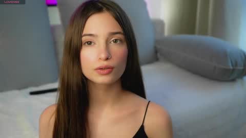 Snapshot of sonyaericsson chatting on 02-12-25, 01:27 Eva 3 online show from 02-12-25, 01:27