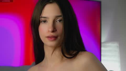 Snapshot of sonyaericsson chatting on 02-13-25, 12:32 Eva 3 online show from 02-13-25, 12:32