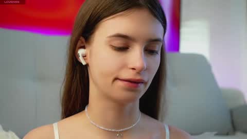 Snapshot of sonyaericsson chatting on 02-25-25, 07:42 Eva 3 online show from 02-25-25, 07:42