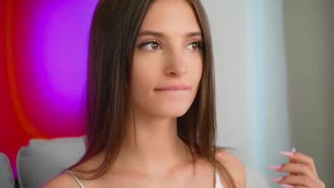 Snapshot of sonyaericsson chatting on 09-10-25, 08:25 Eva 3 online show from 09-10-25, 08:25