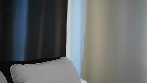 Snapshot of sonyaericsson chatting on 10-22-25, 09:09 Eva 3 online show from 10-22-25, 09:09